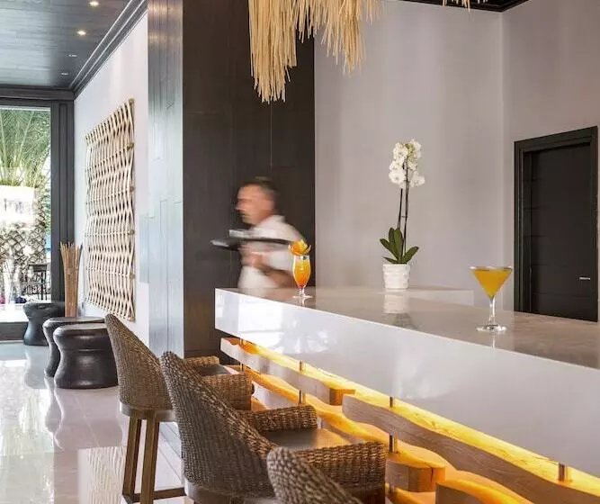 בית מלון כפרי Mitsis Faliraki