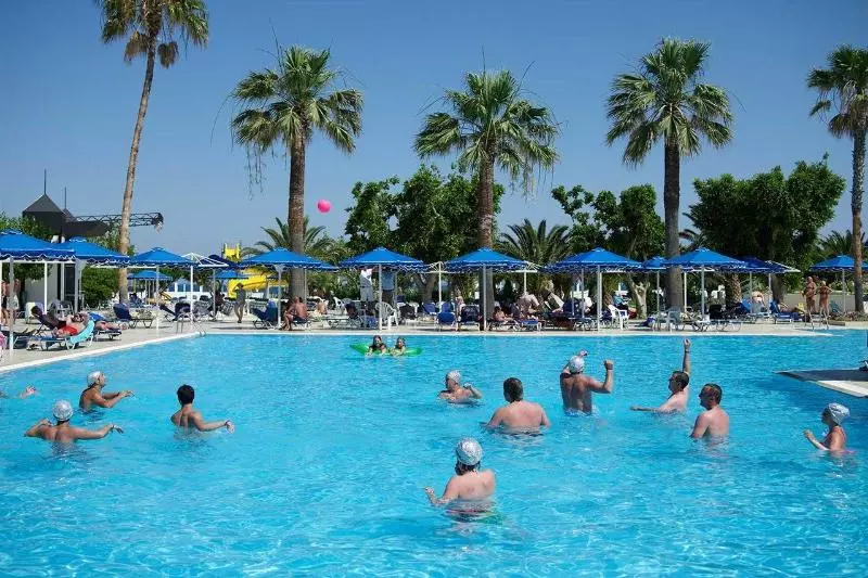 בית מלון כפרי Mitsis Faliraki