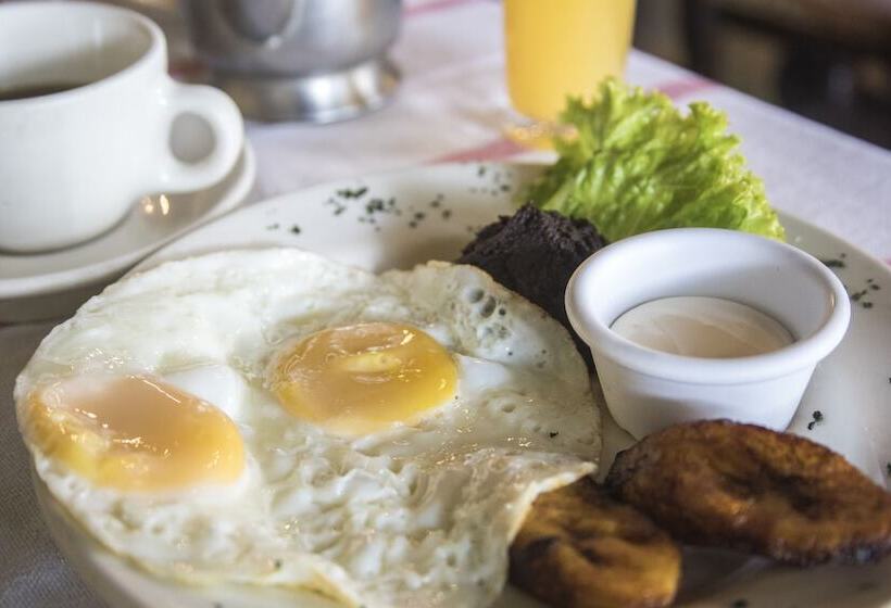 هتل Museo Mayan Inn