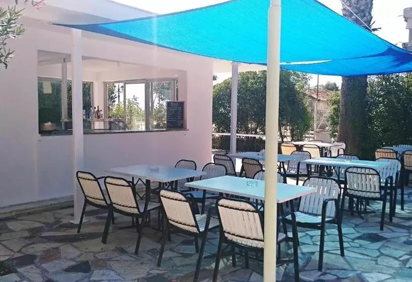 בית מלון כפרי Nireus