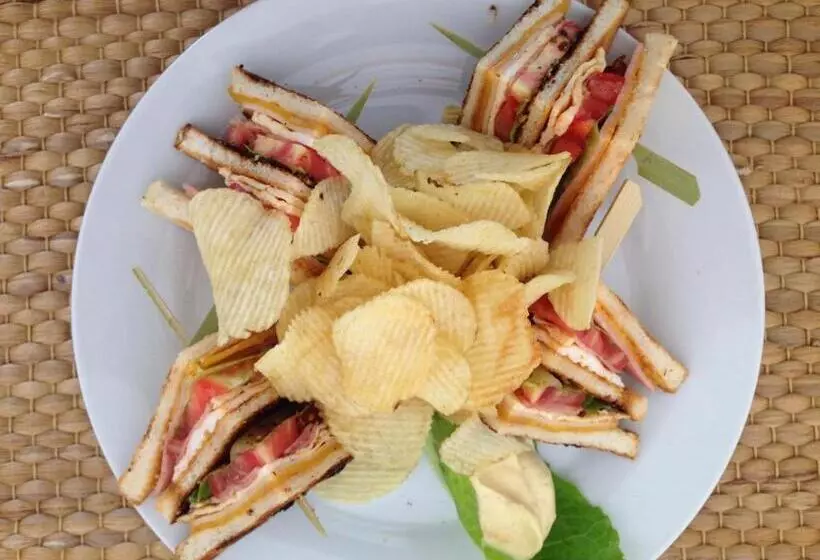 בית מלון כפרי Nireus