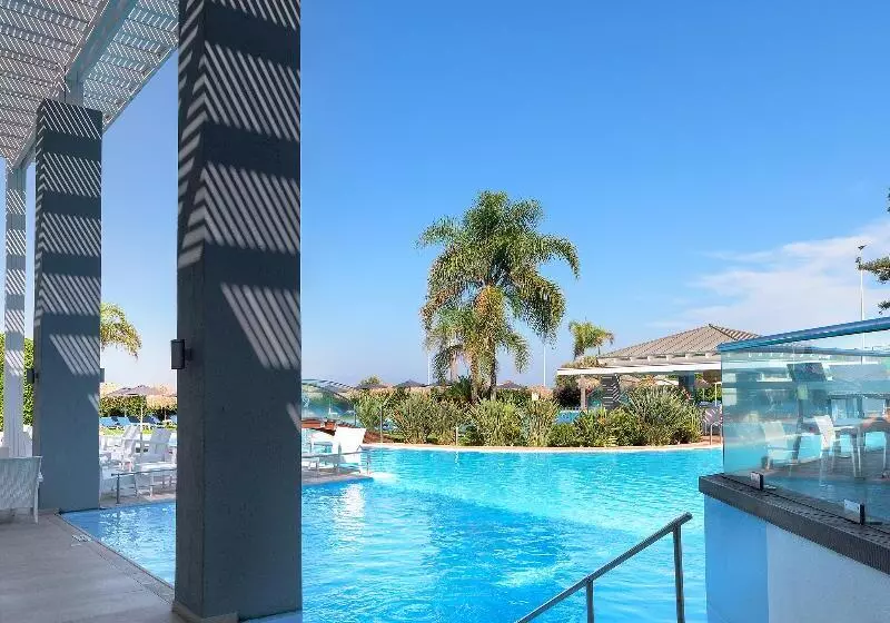 בית מלון כפרי Oceanis Beach