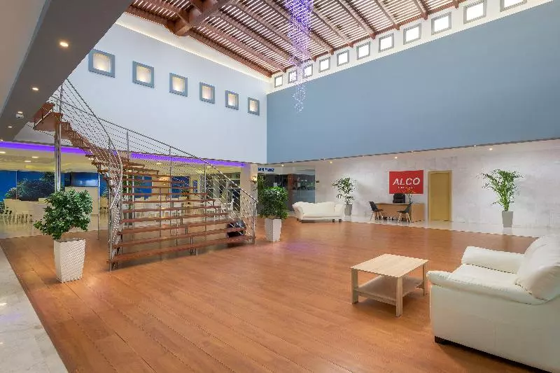 בית מלון כפרי Oceanis Beach