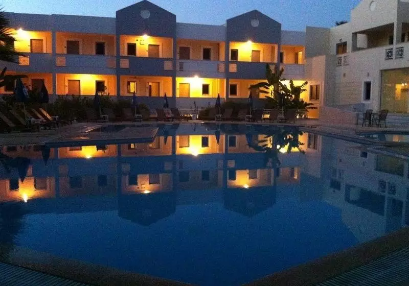 ホテル Olgas Paradise Apartments