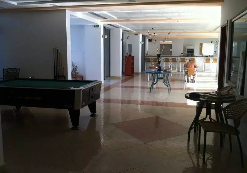 ホテル Olgas Paradise Apartments