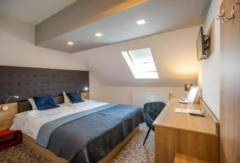 Hotel átrium Rooms & Café