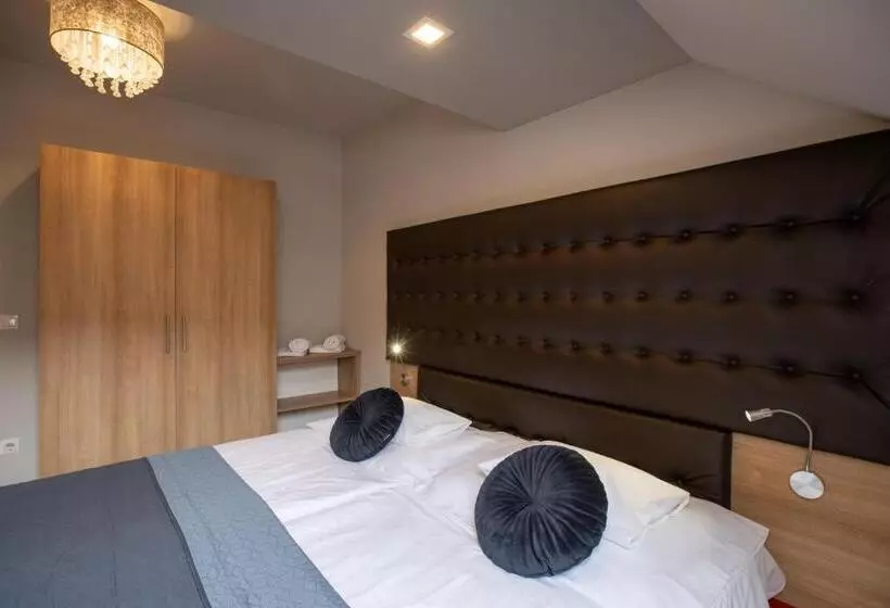 Hotel átrium Rooms & Café