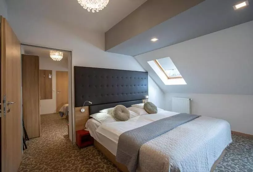 Hotel átrium Rooms & Café