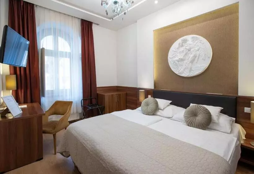 Hotel átrium Rooms & Café