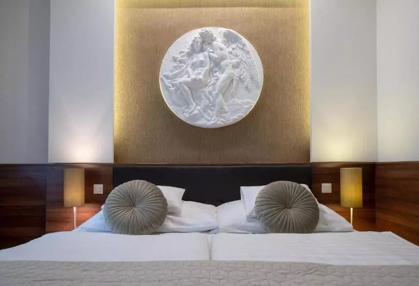 Hotel átrium Rooms & Café