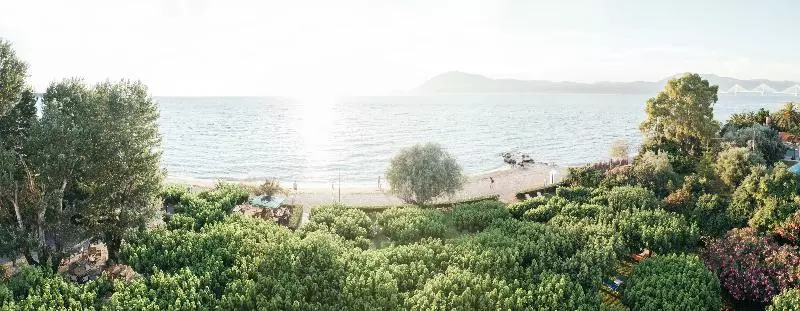 Tzaki Hotel & Restaurant Patras