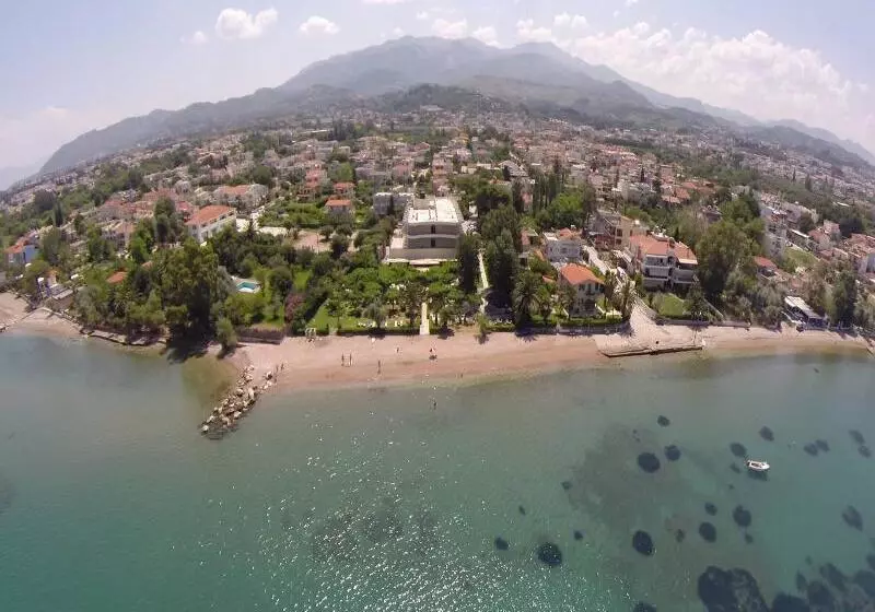 Tzaki Hotel & Restaurant Patras