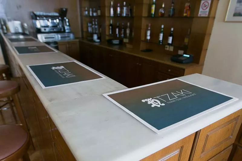 Tzaki Hotel & Restaurant Patras