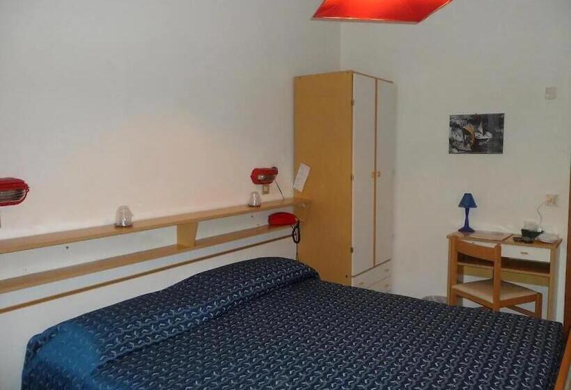 Hotel Camere Capinera