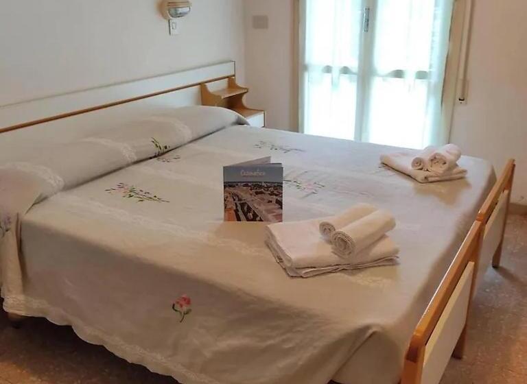 Hotel Camere Capinera