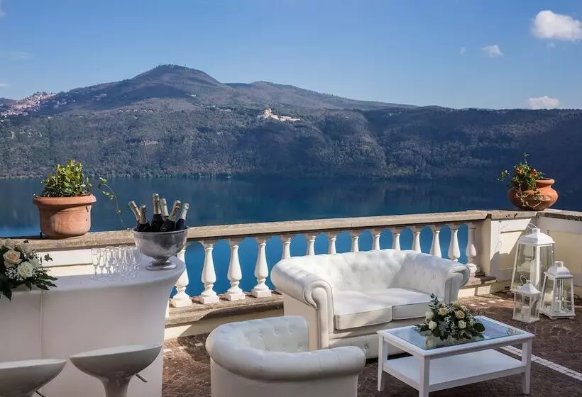 בית מלון כפרי Castel Vecchio