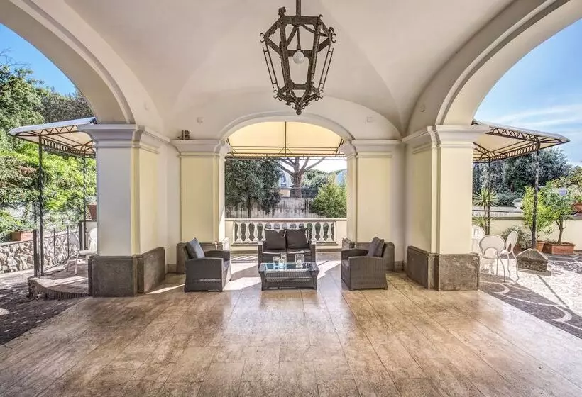 בית מלון כפרי Castel Vecchio