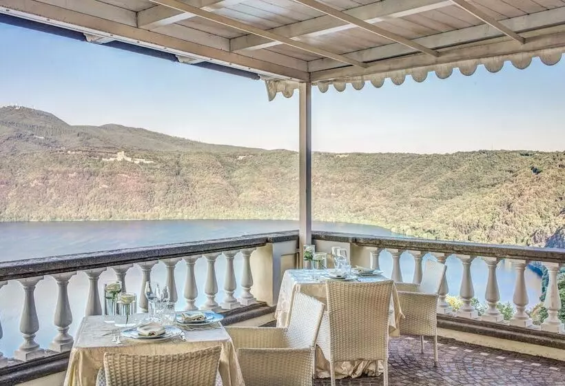 בית מלון כפרי Castel Vecchio