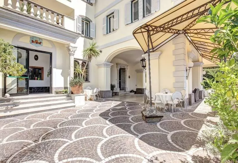 בית מלון כפרי Castel Vecchio