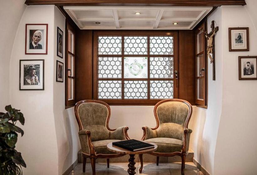 هتل Cavallino D'oro Bed&breakfast