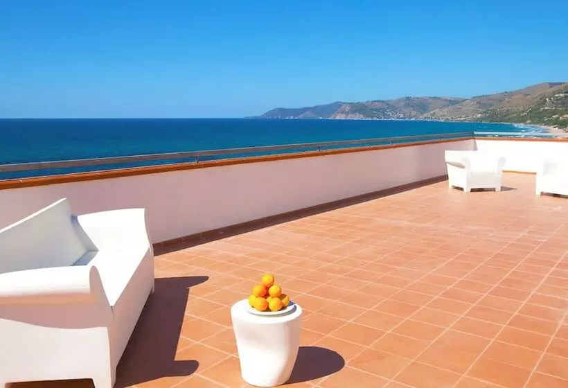 בית מלון כפרי La Playa