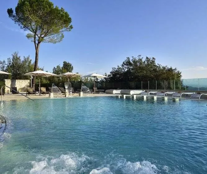 호텔 Mercure Petriolo Siena Terme Spa