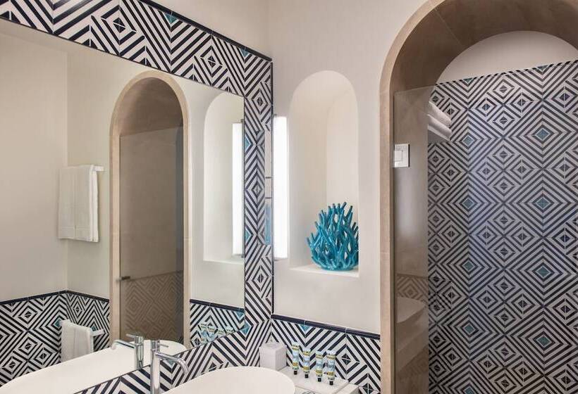 هتل Pazziella Garden & Suites