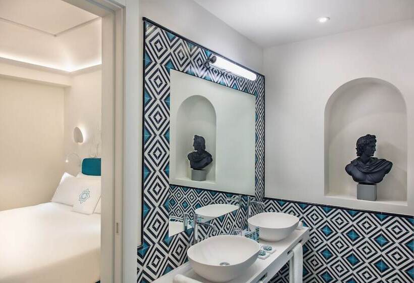 هتل Pazziella Garden & Suites