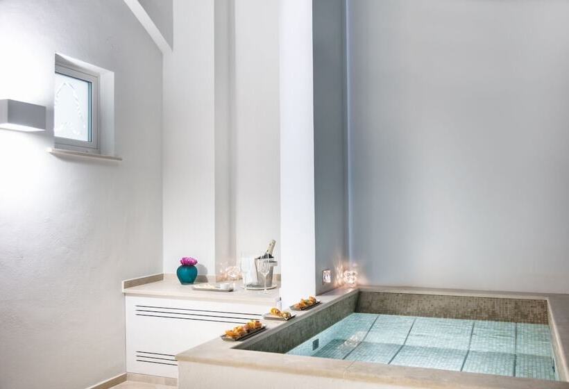 هتل Pazziella Garden & Suites