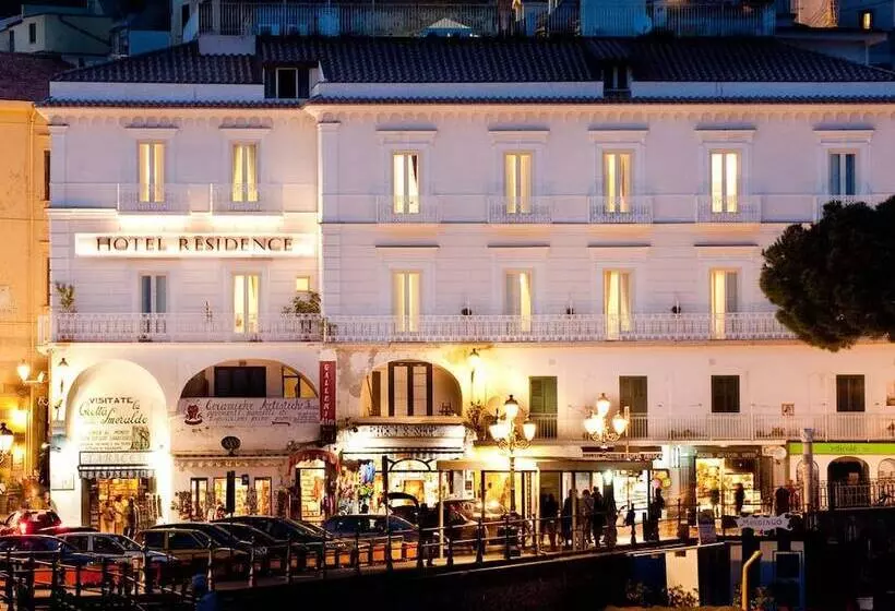 בית מלון כפרי Residence Amalfi