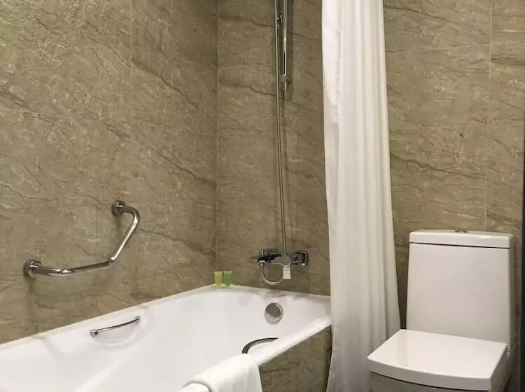 هتل The Cityview   Chinese Ymca Of Hong Kong