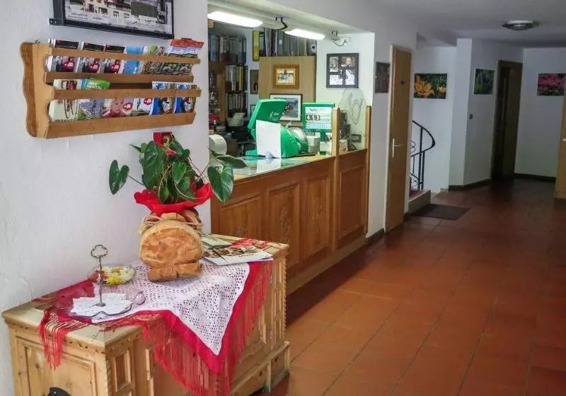 Hotelli Ustaria Posta