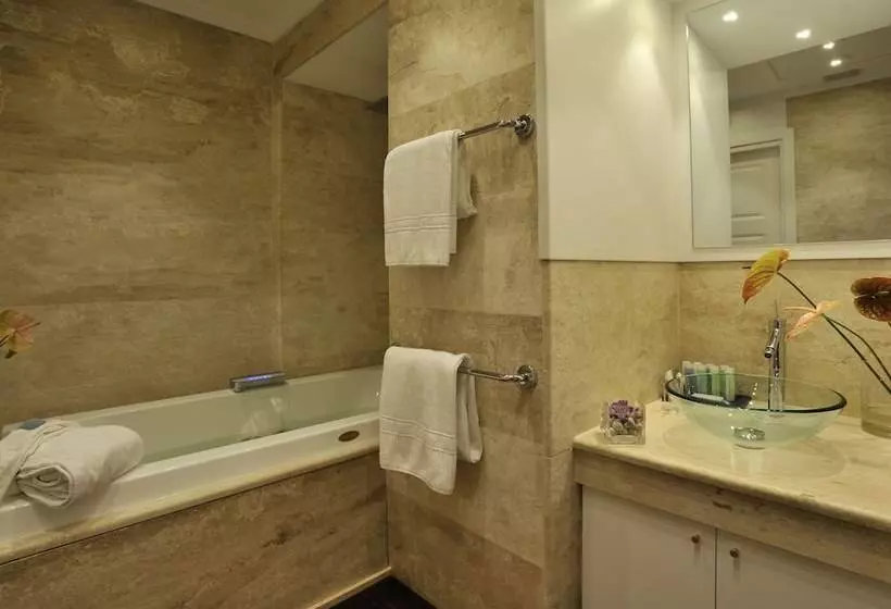 Villa Las Tronas Hotel & Spa