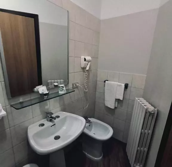 Nuovo Hotel Giardini