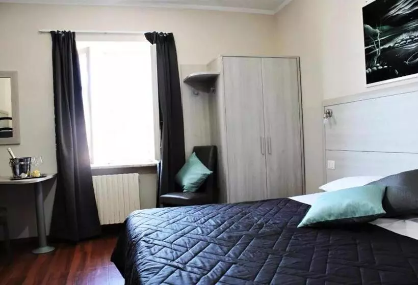 Nuovo Hotel Giardini