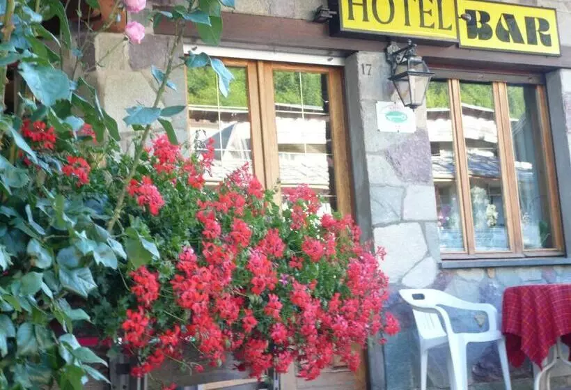 ホテル Albergo Panice