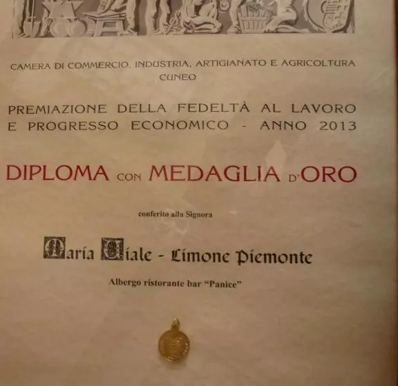 ホテル Albergo Panice