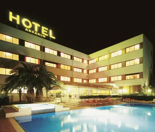فندق Anxanum