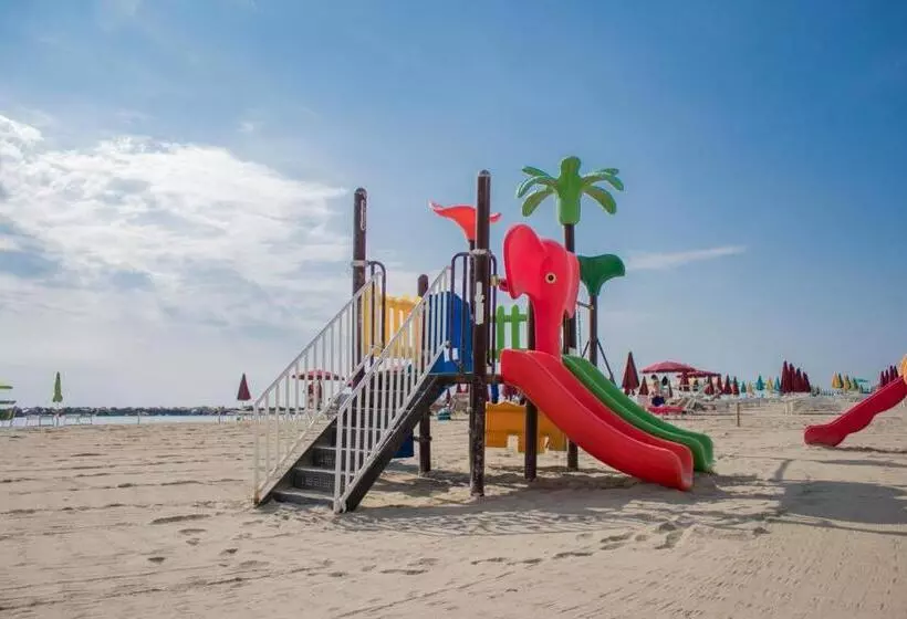 Отель Apollonia