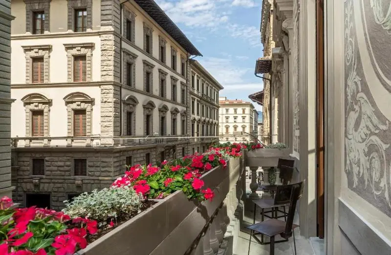 هتل Calimala Florence