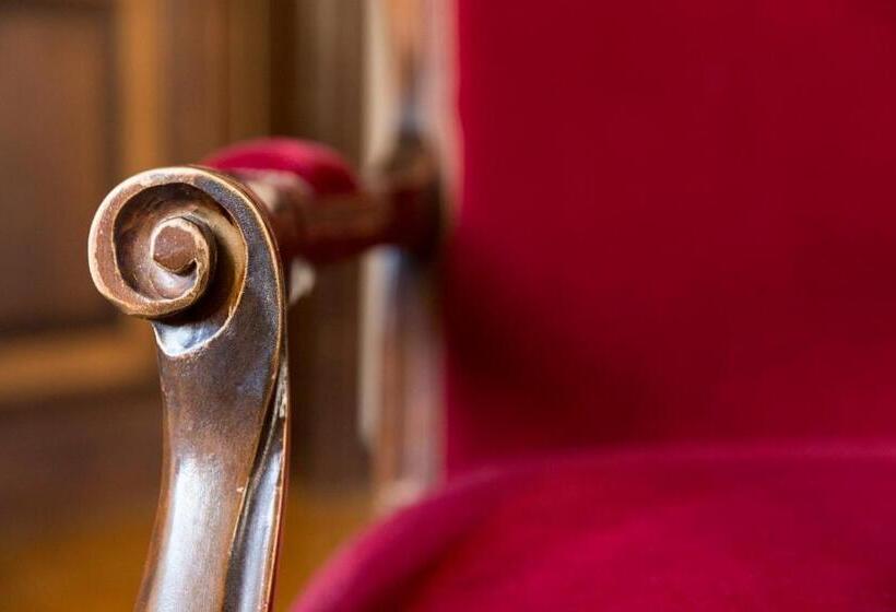 ホテル Castel Rundegg