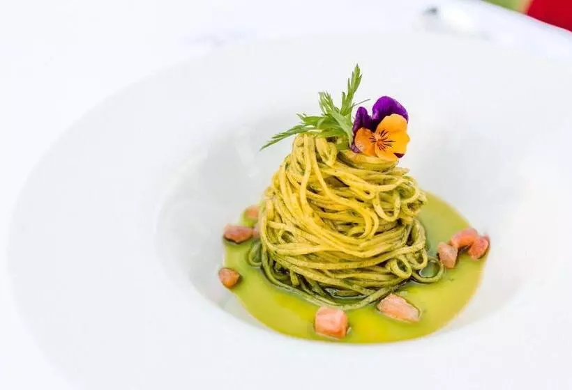 酒店 Castel Rundegg