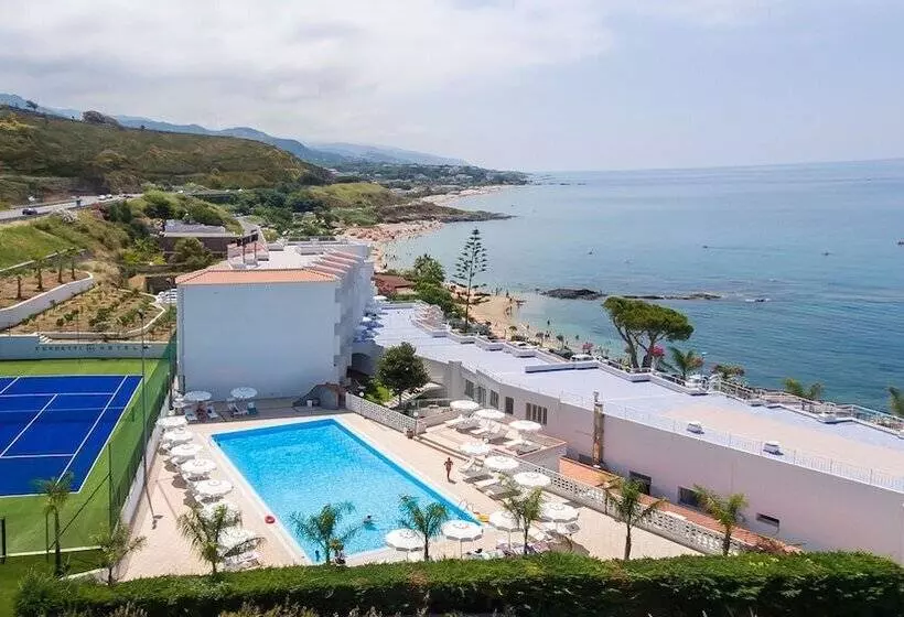 בית מלון כפרי Ferretti