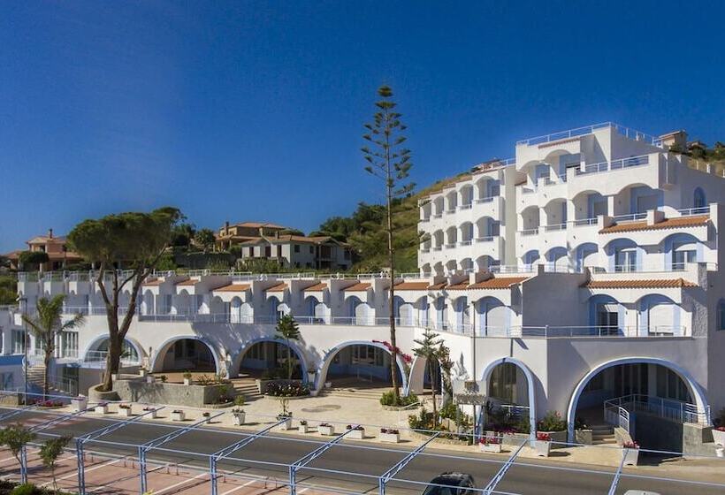 בית מלון כפרי Ferretti