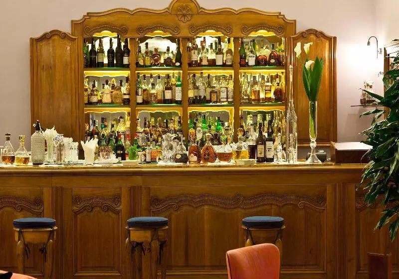 فندق Regina Isabella Resort Spa Restaurant