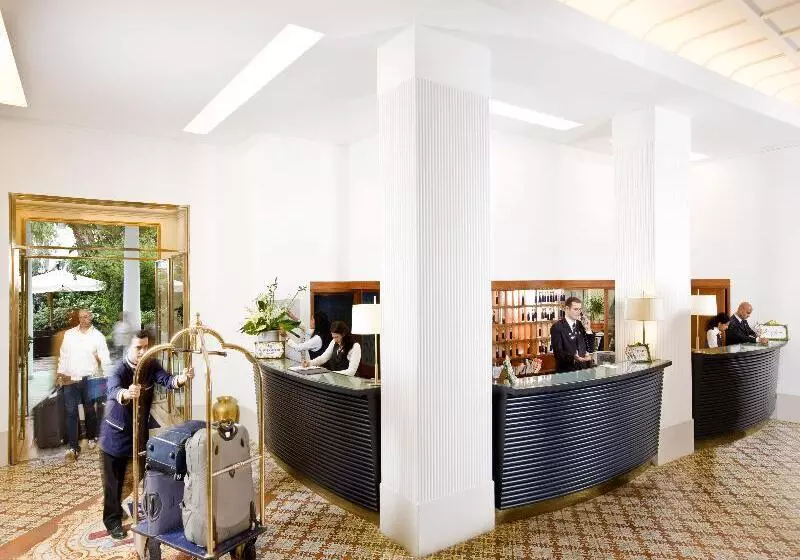 فندق Regina Isabella Resort Spa Restaurant