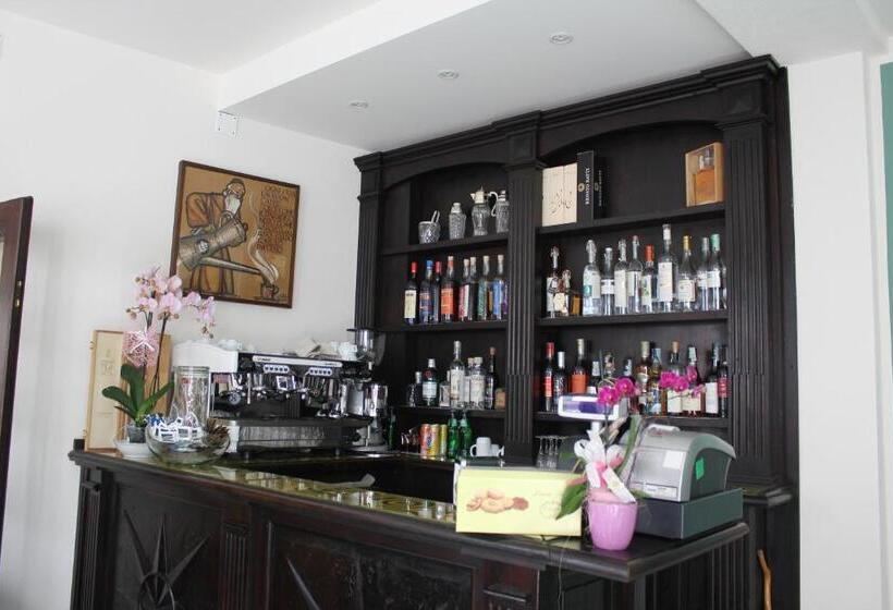 Отель Locanda Ponte Rosa