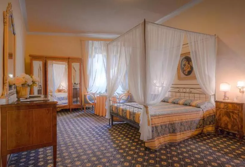 هتل Palazzo Dal Borgo