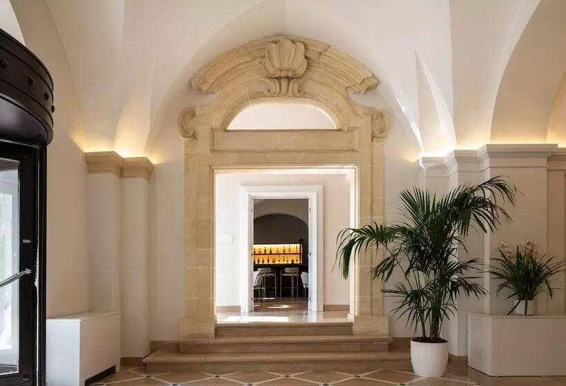 هتل Patria Palace Lecce