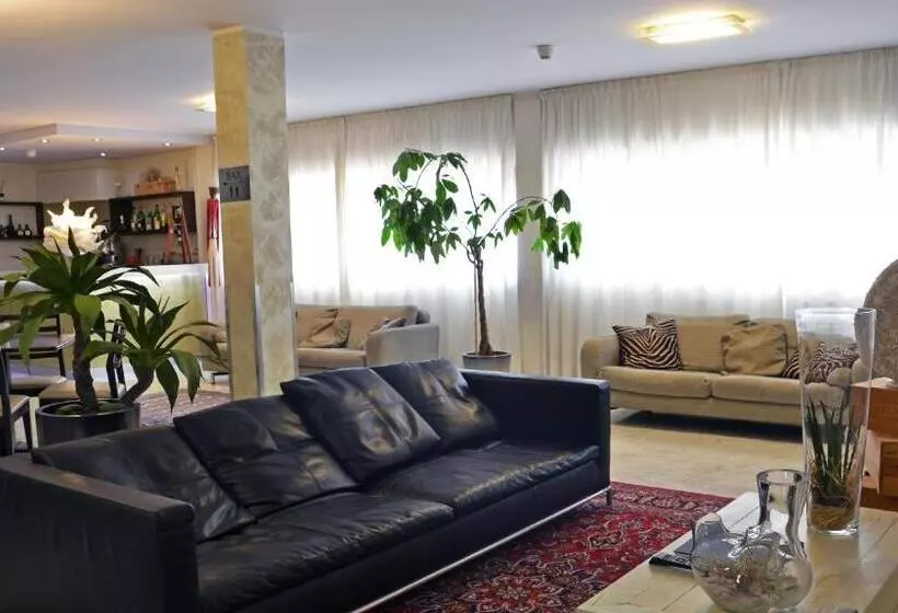 בית מלון כפרי Tiffany